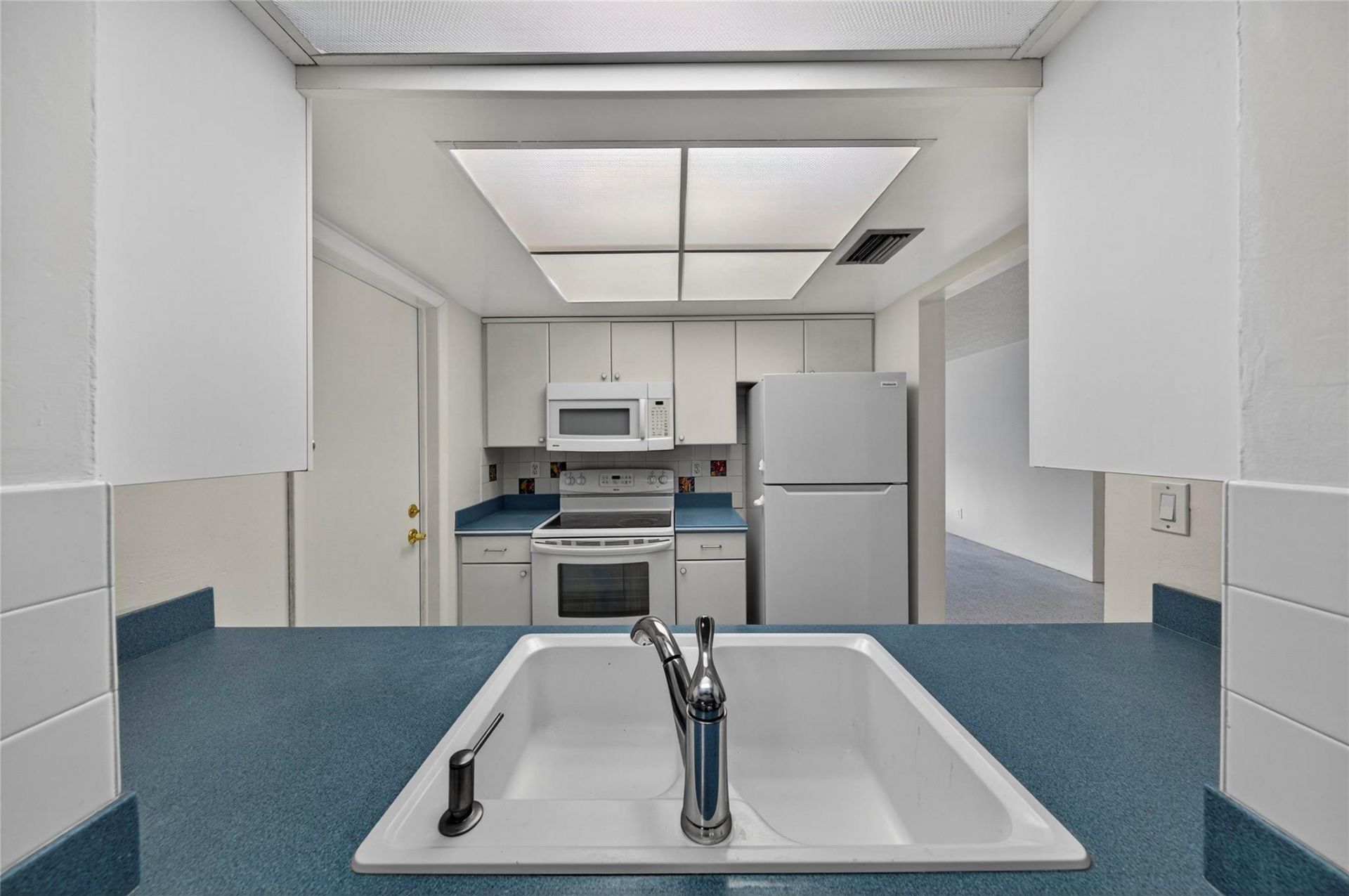 2711 NW 4th Avenue, Pompano Beach, FL 33064 Photo