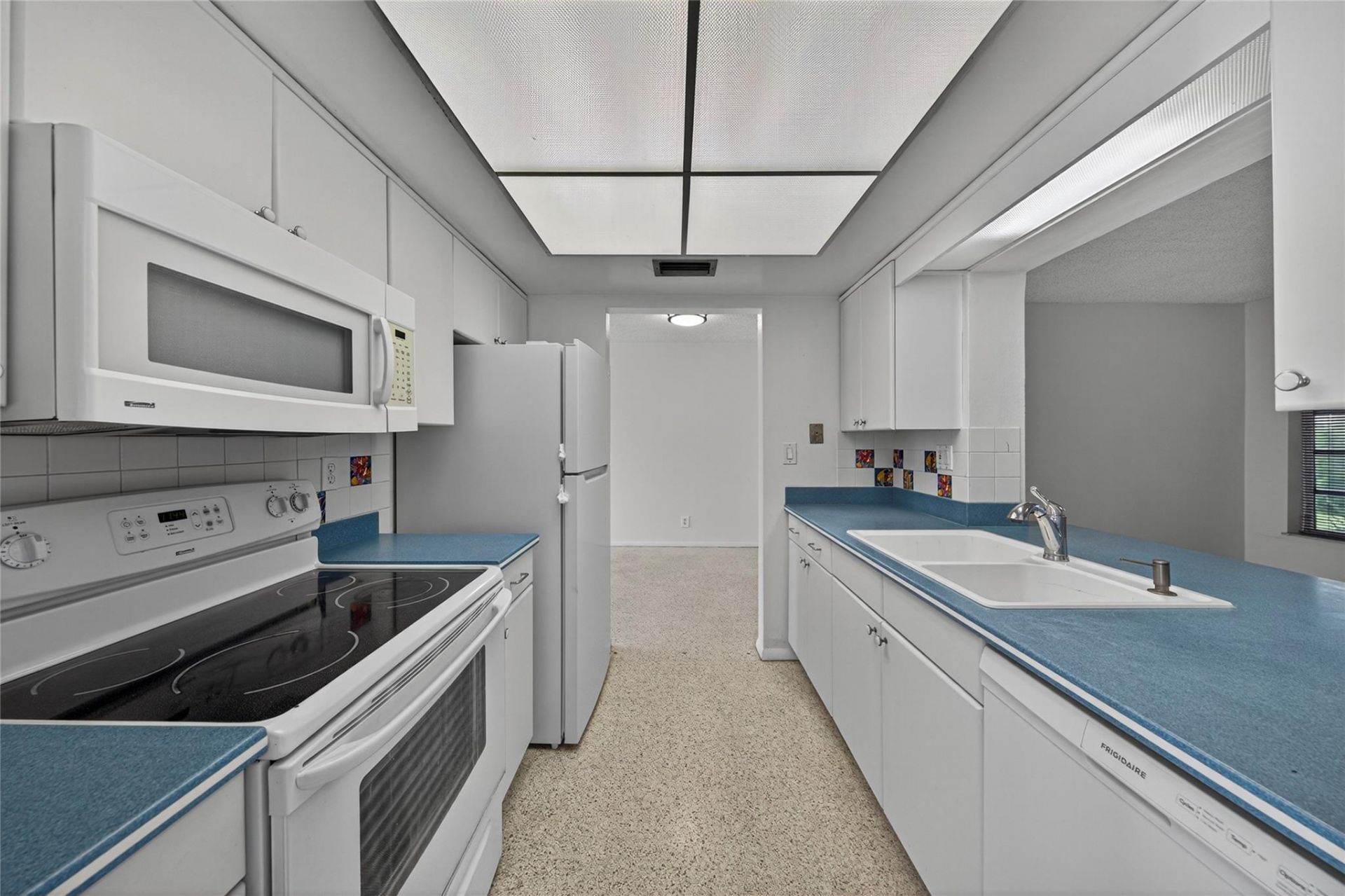 2711 NW 4th Avenue, Pompano Beach, FL 33064 Photo