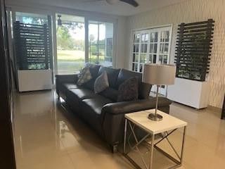 565 Oaks Lane, Unit 103, Pompano Beach, FL 33069 Photo