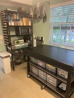 565 Oaks Lane, Unit 103, Pompano Beach, FL 33069 Photo