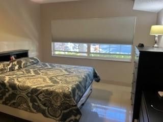 565 Oaks Lane, Unit 103, Pompano Beach, FL 33069 Photo