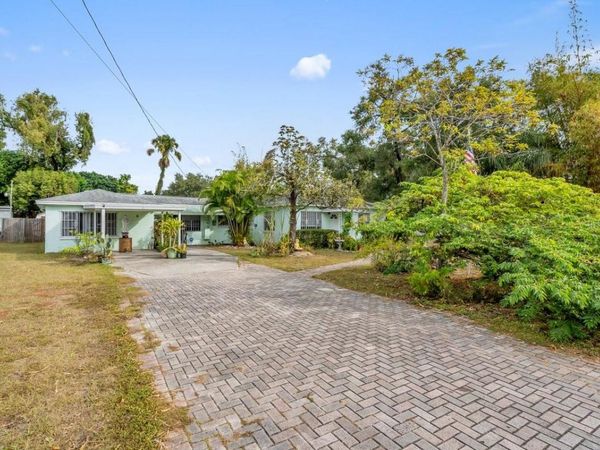 1712 E CARACAS STREET, TAMPA, FL 33610