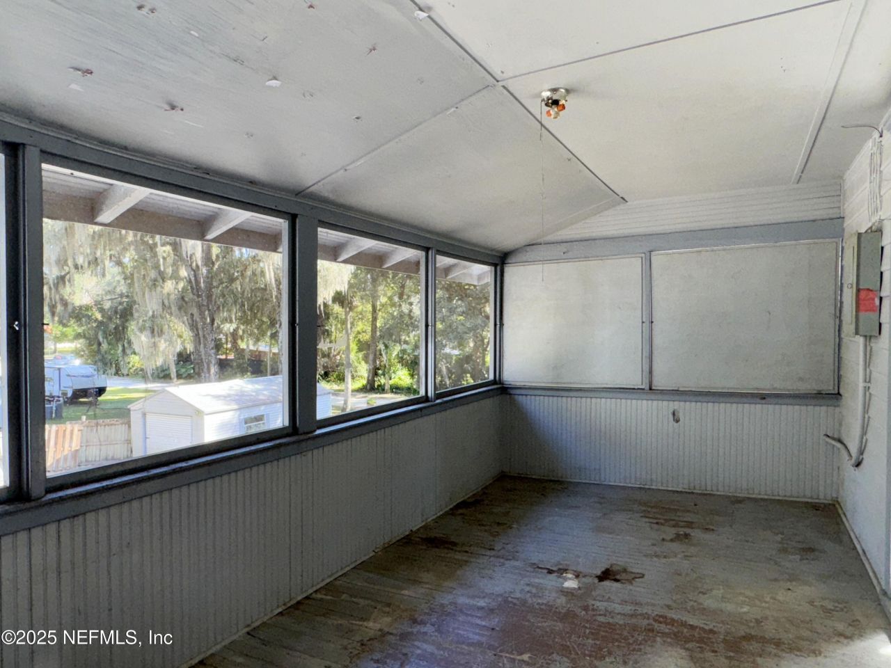 225 Lake George Road, Seville, FL 32190 Photo