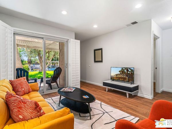 550 N Villa Court, Unit 116, Palm Springs, CA 92262