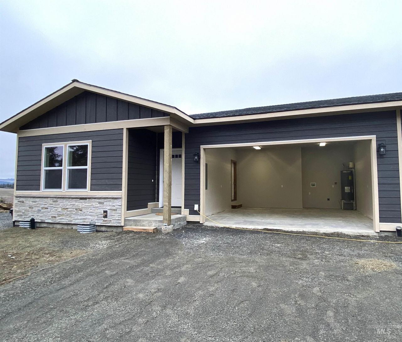 401 Highline Lane, Potlatch, ID 83855 Main Photo