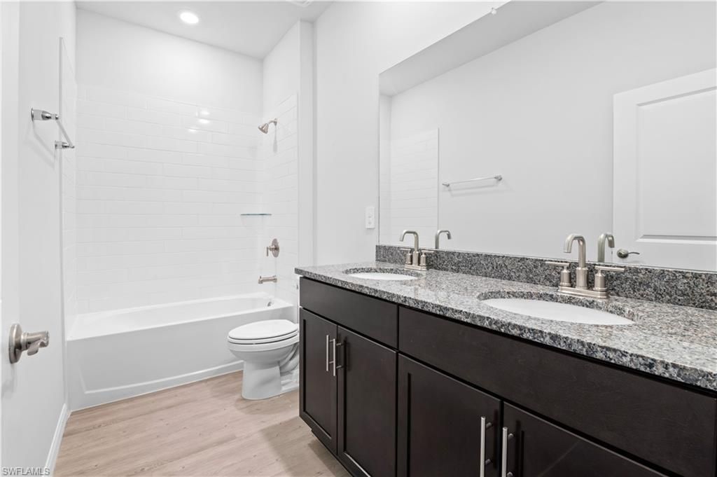 4010 NE 19th Pl, Cape Coral, FL 33909 Photo