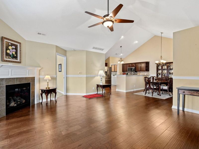 1700 Crossing Boulevard, Circleville, OH 43113 Photo 3