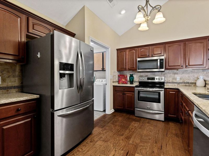 1700 Crossing Boulevard, Circleville, OH 43113 Photo 9