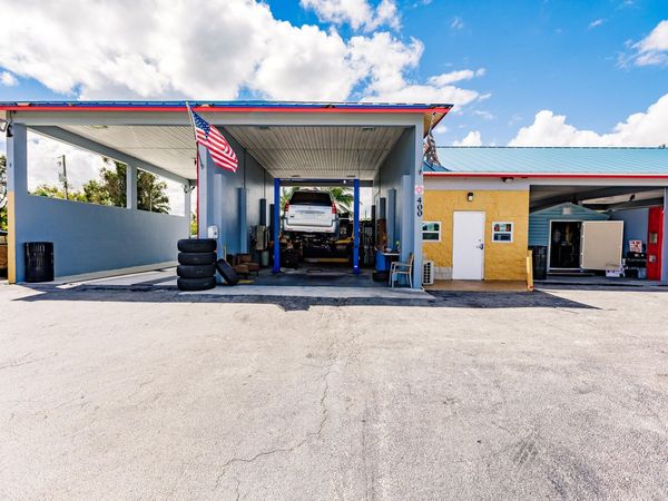 400 NW Avenue L, Belle Glade, FL 33430