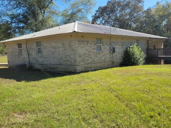 1607 N Evening Street, Judsonia, AR 72081