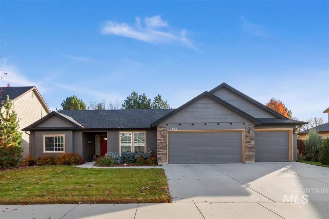 496 N Carswell Way, Star, ID 83669 Main Photo