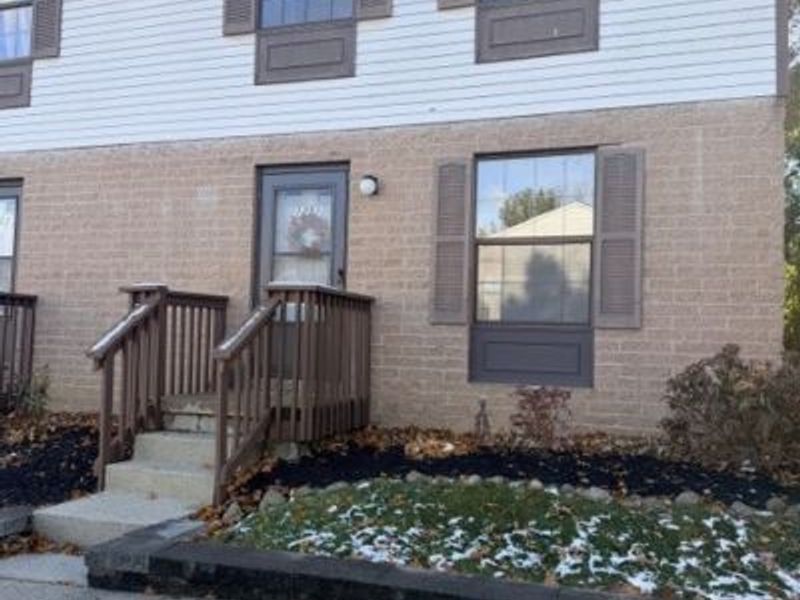 1251 Bailey Road, Cuyahoga Falls, OH 44221 Photo 2