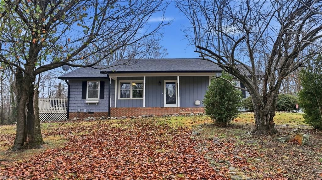 152 Wall Avenue, Thomasville, NC 27360 Main Photo
