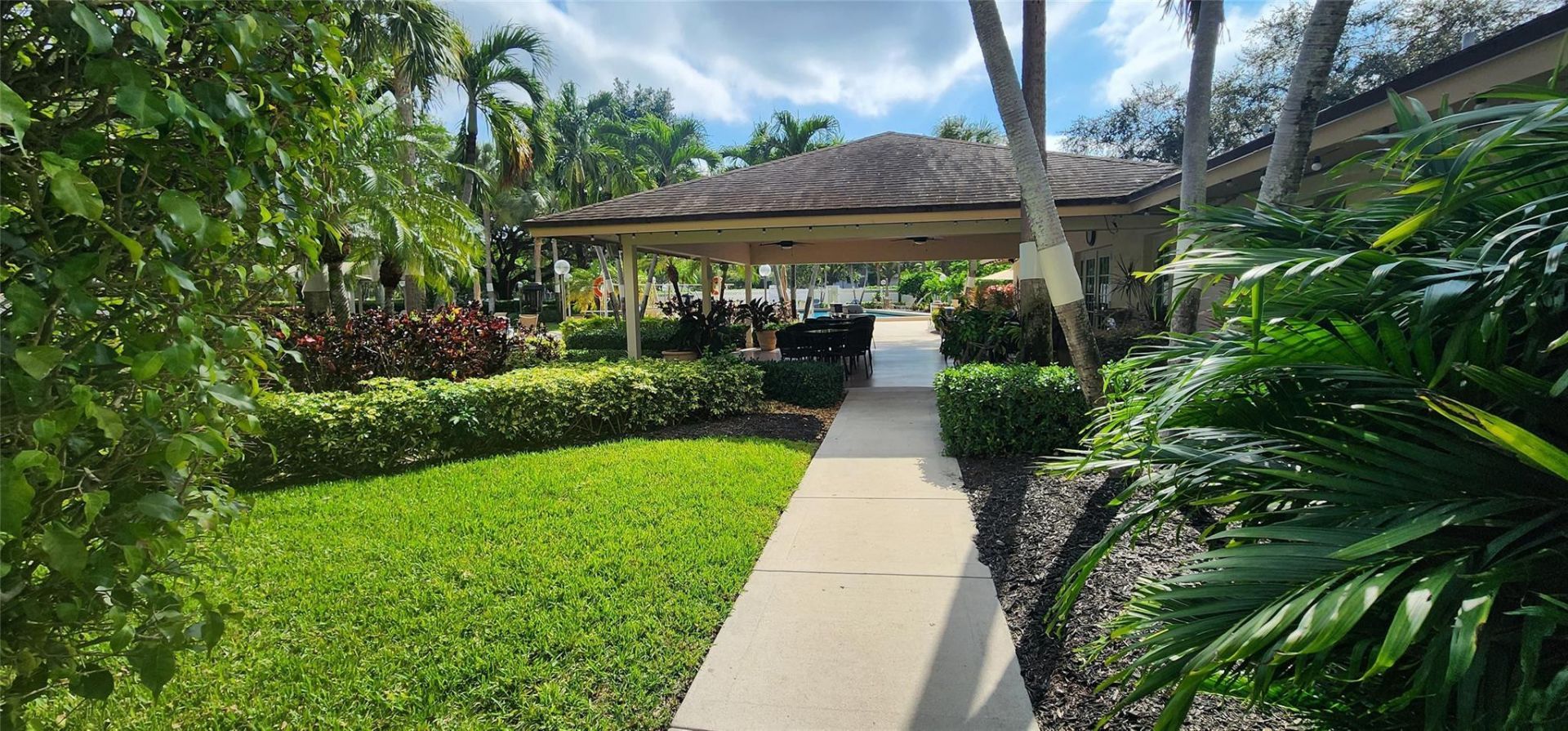 3503 Oaks Way, Unit 513, Pompano Beach, FL 33069 Photo