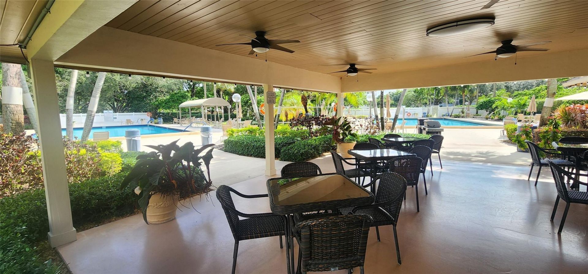 3503 Oaks Way, Unit 513, Pompano Beach, FL 33069 Photo