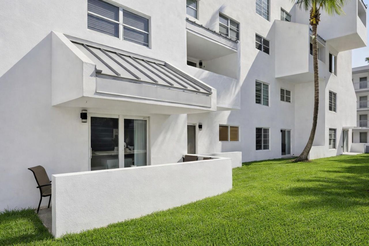 2850 NE 14th Street Causeway, Unit 107, Pompano Beach, FL 33062 Photo