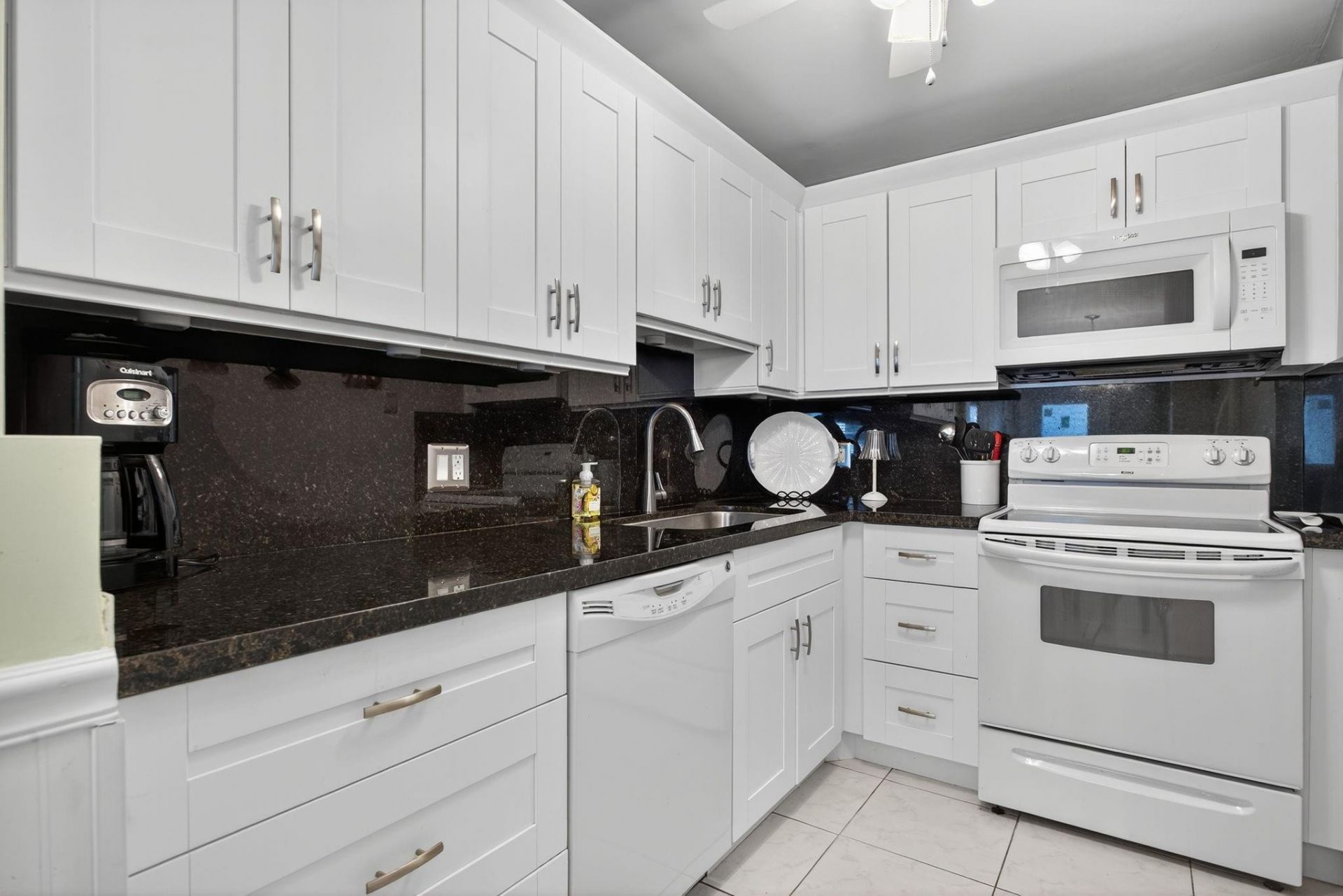 2850 NE 14th Street Causeway, Unit 107, Pompano Beach, FL 33062 Photo