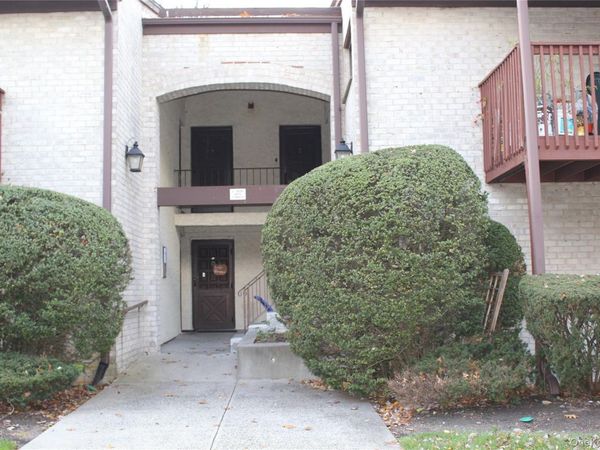 8 Secora Road, Unit J-4, Monsey, NY 10952
