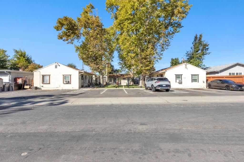 3723 Jasmine Street, Sacramento, CA 95838 Main Photo