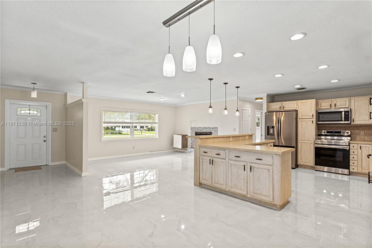 13791 SW 18th Ct, Davie, FL 33325 Photo