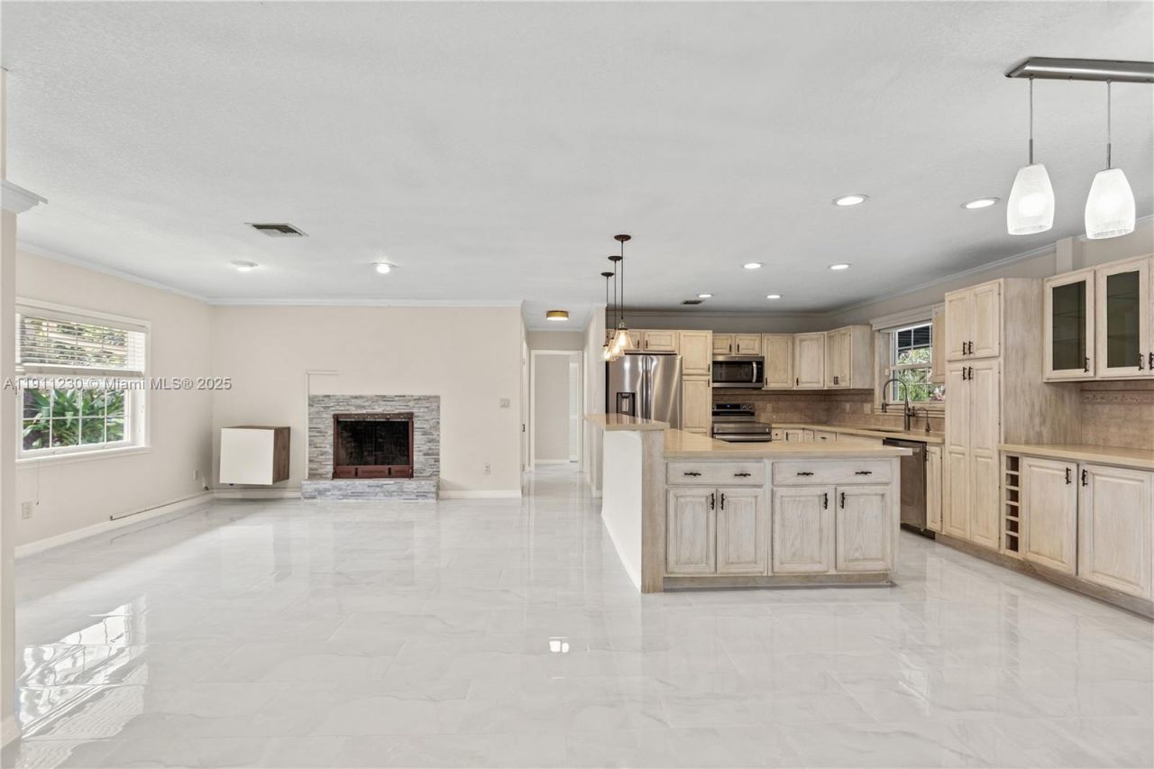 13791 SW 18th Ct, Davie, FL 33325 Photo