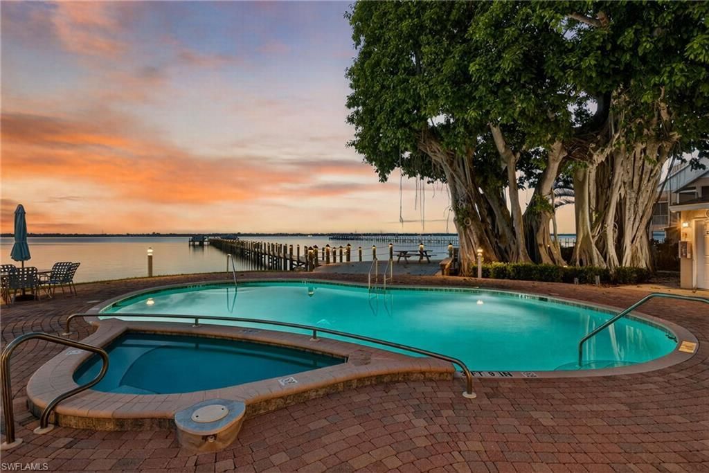 821 James St, Fort Myers, FL 33916 Photo