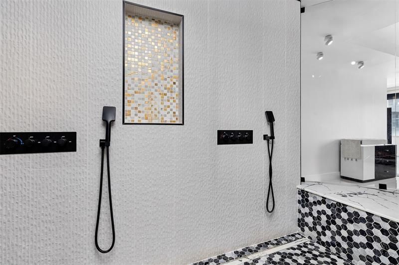 3021 Riomar Street, Fort Lauderdale, FL 33304 Photo