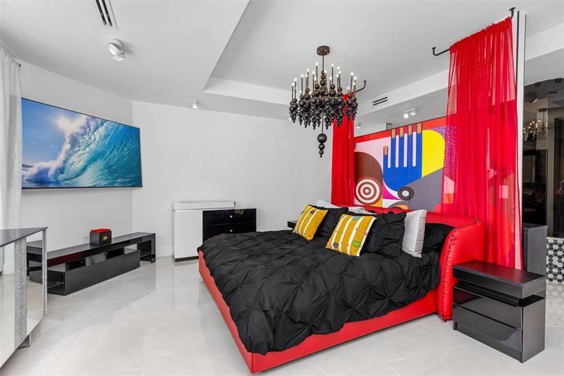 3021 Riomar Street, Fort Lauderdale, FL 33304 Photo