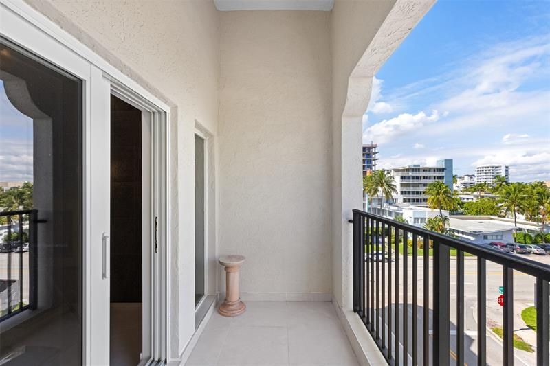 3021 Riomar Street, Fort Lauderdale, FL 33304 Photo