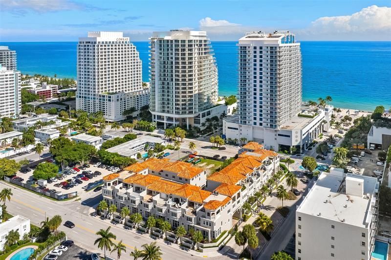 3021 Riomar Street, Fort Lauderdale, FL 33304 Photo