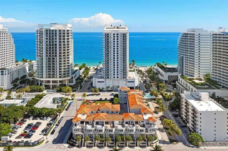 3021 Riomar Street, Fort Lauderdale, FL 33304 Photo