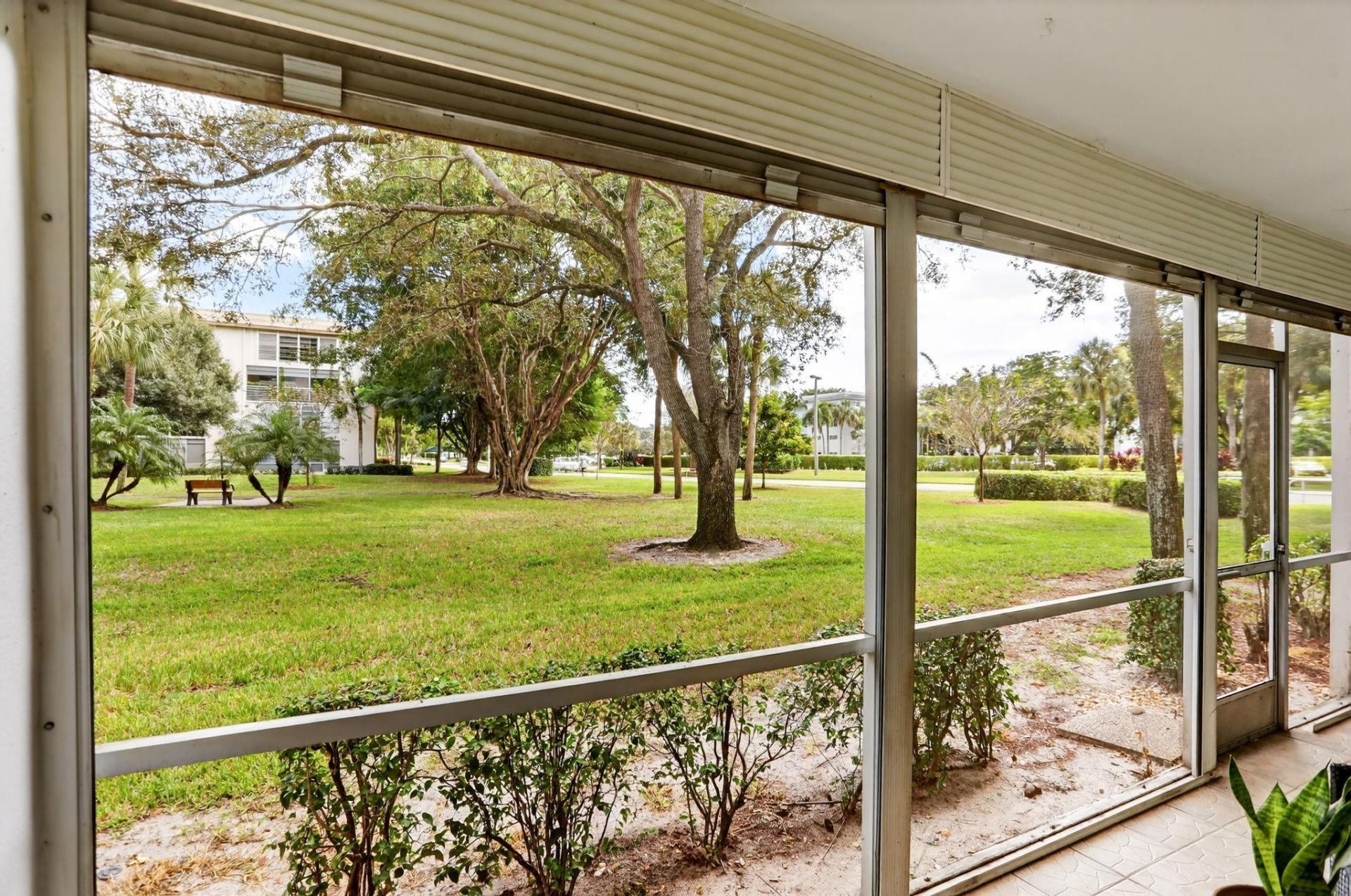 2302 Lucaya Lane, Unit O1, Coconut Creek, FL 33066 Photo