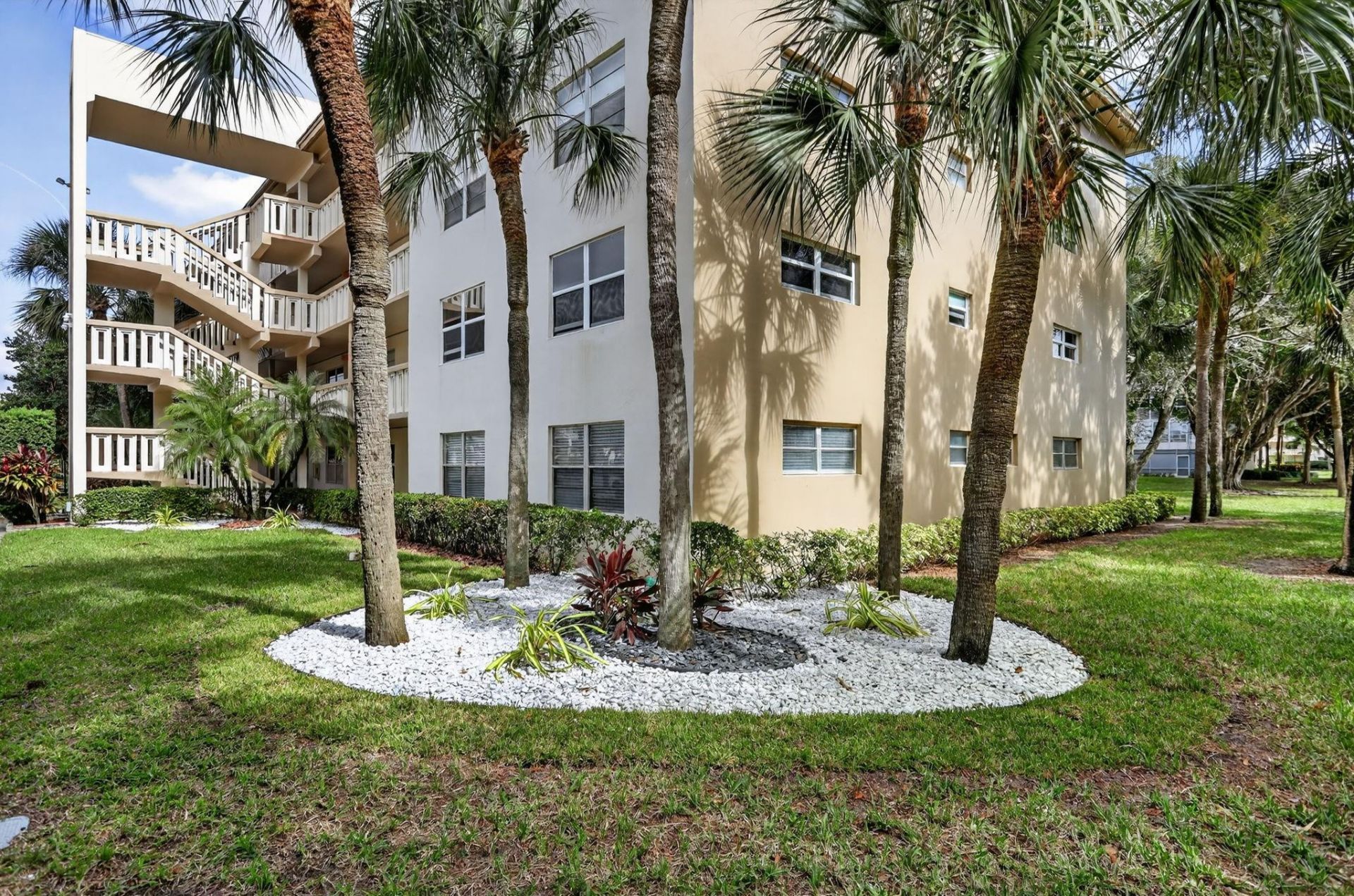 2302 Lucaya Lane, Unit O1, Coconut Creek, FL 33066 Photo