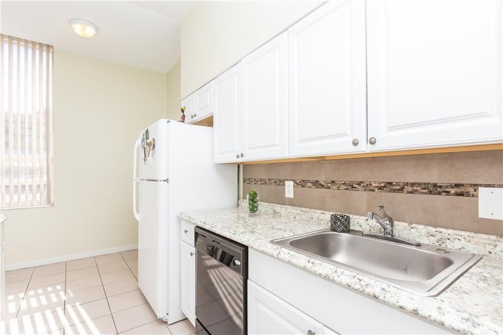 326 Harrison Street, Unit 302A, Hollywood, FL 33019 Photo