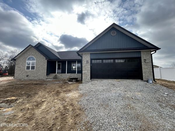 140 Colby Circle, Crossville, TN 38571