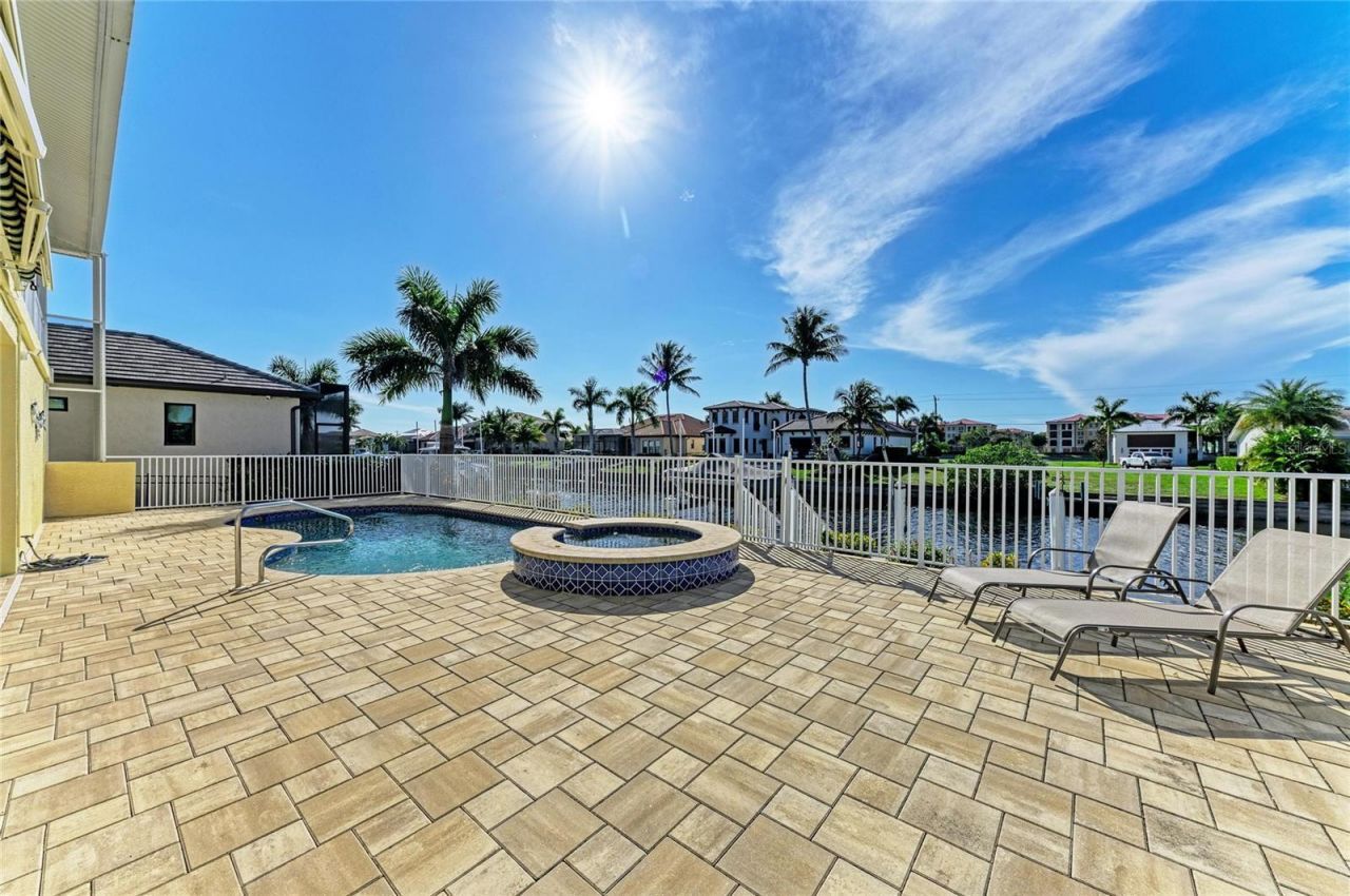 2839 Coral Way, Punta Gorda, FL 33950 Photo