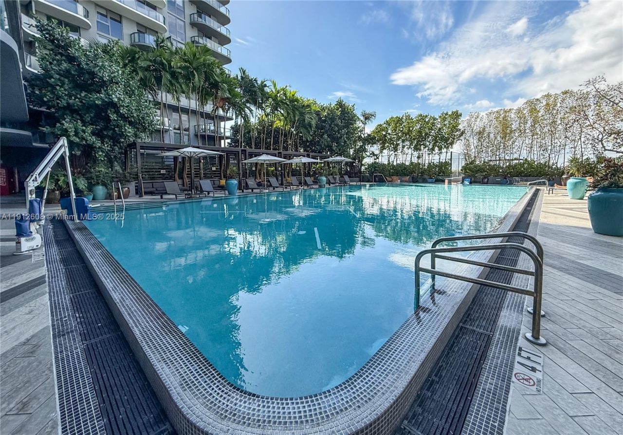 121 NE 34th St, Unit 2003, Miami, FL 33137 Photo