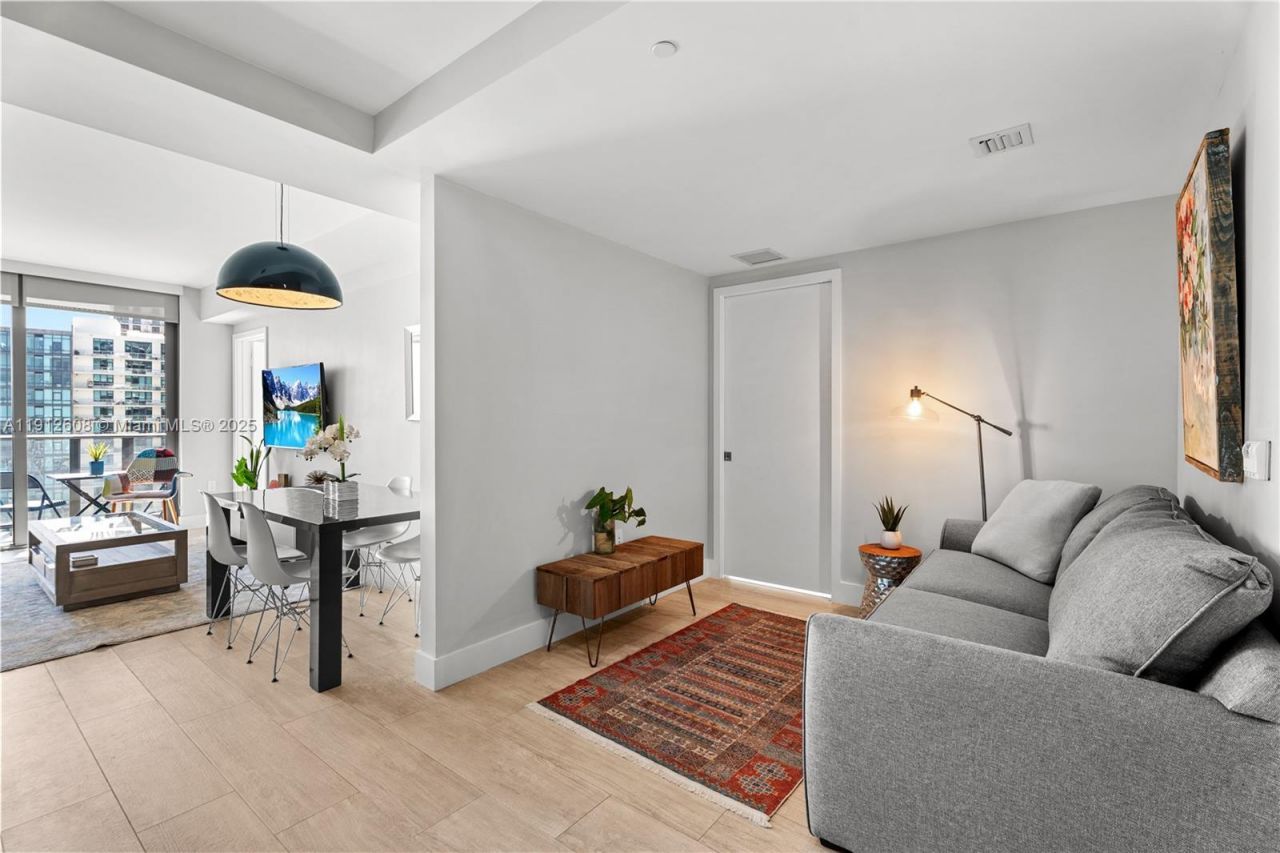 121 NE 34th St, Unit 2003, Miami, FL 33137 Photo