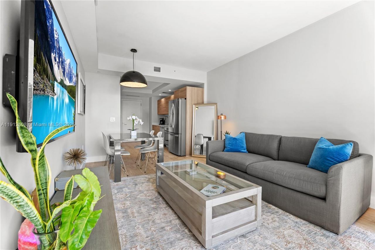 121 NE 34th St, Unit 2003, Miami, FL 33137 Photo