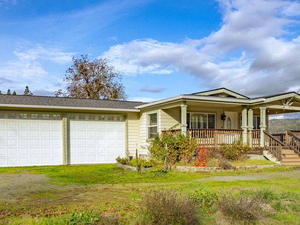 212 Martin Road, Cave Junction, OR 97523