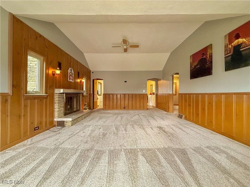 130 Clovercliff Drive, Chippewa Lake, OH 44215 Photo 5