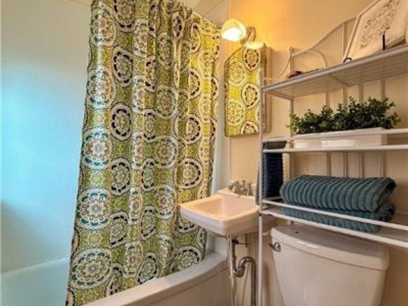 130 Clovercliff Drive, Chippewa Lake, OH 44215 Photo 7