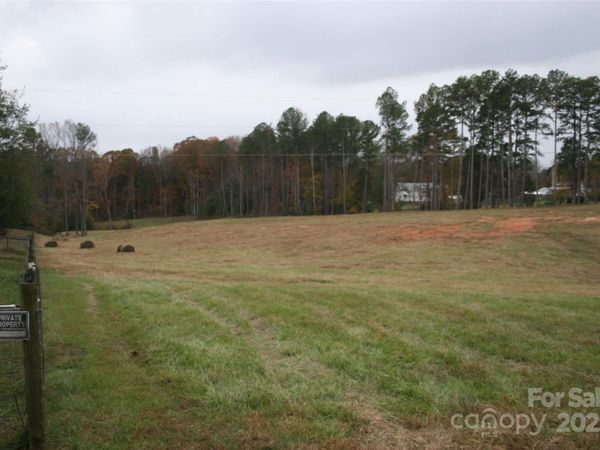 433 Lockhard Circle, Troutman, NC 28166