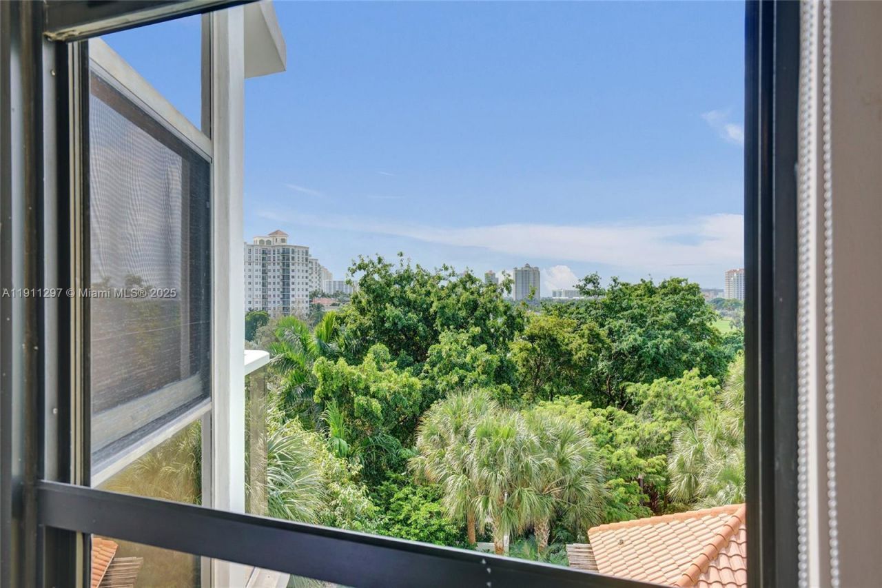 20281 E Country Club Dr, Unit 511, Aventura, FL 33180 Photo