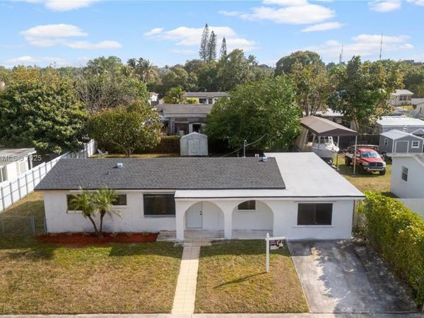 11532 SW 136th Ter, Miami, FL 33176