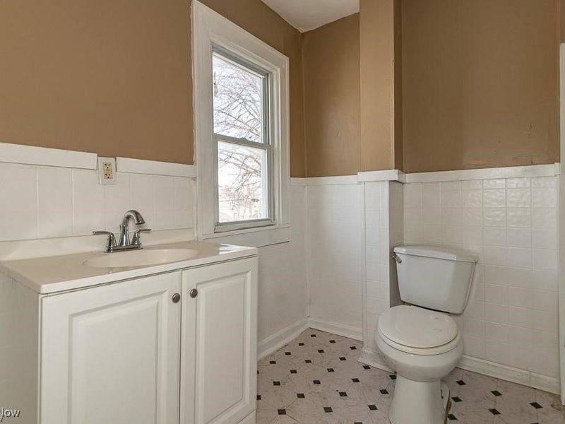 3439 W 65th Street, Cleveland, OH 44102 Photo 9