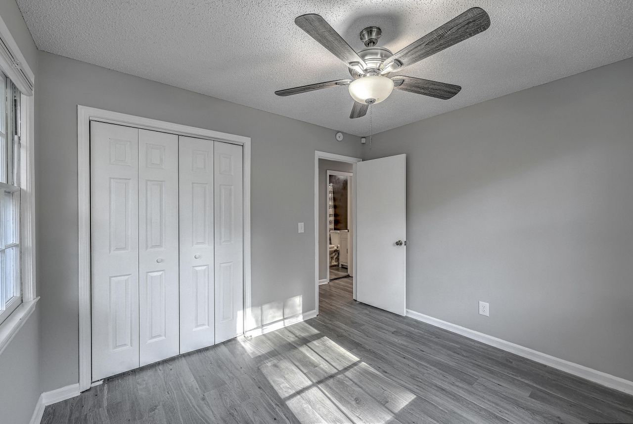 4466 Mixedwood Drive Photo 7