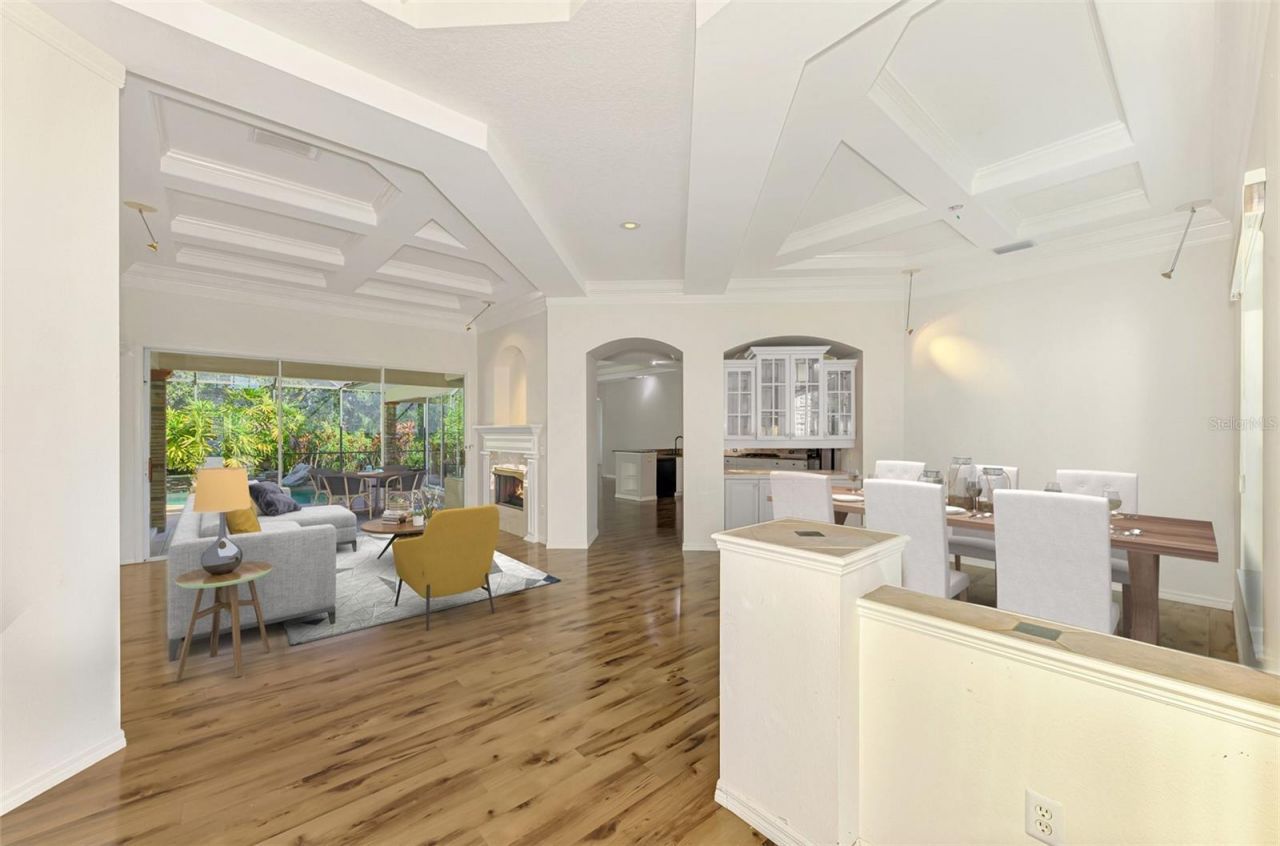 4889 Carrington Circle, Sarasota, FL 34243 Photo