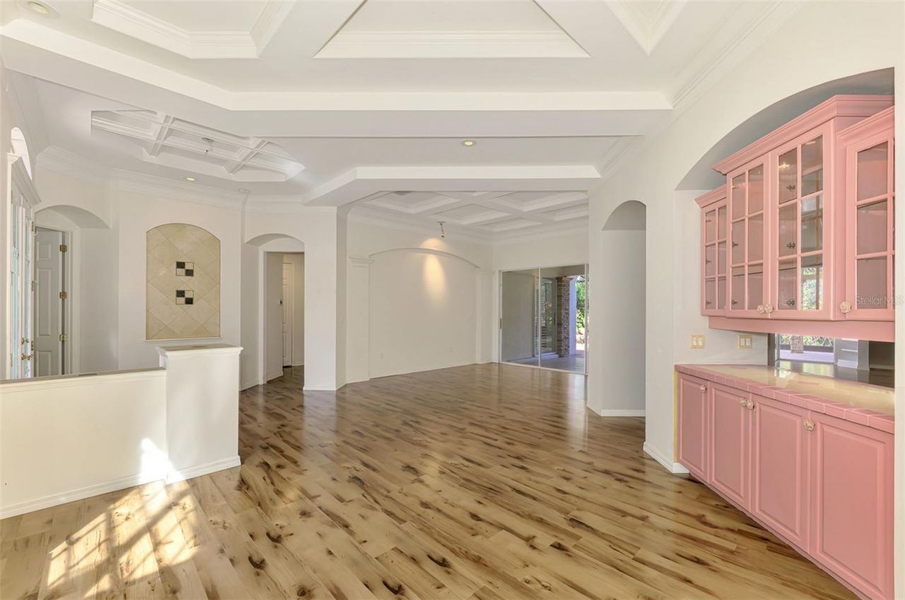 4889 Carrington Circle, Sarasota, FL 34243 Photo