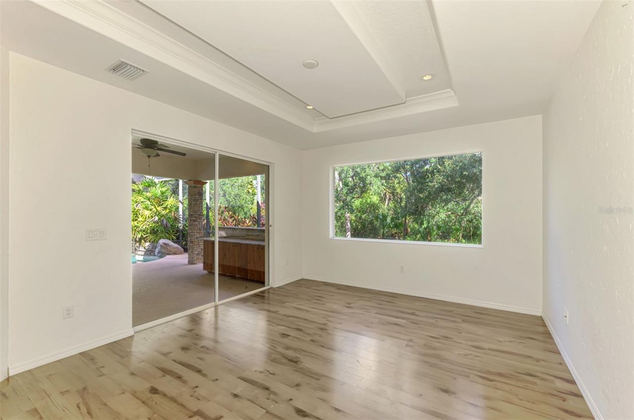 4889 Carrington Circle, Sarasota, FL 34243 Photo